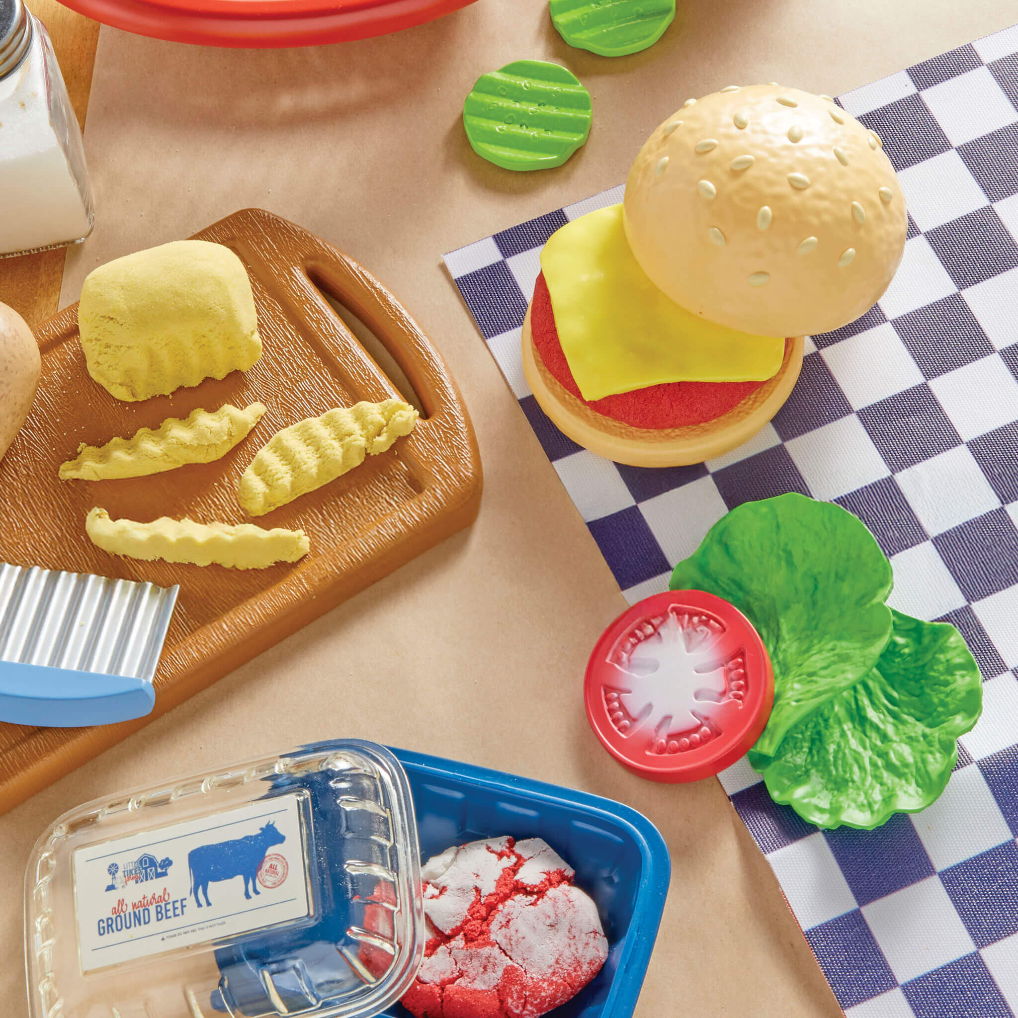 Creative Chefs™ Cheeseburger and Fries Kit - Pretend Cooking Kit with Reusable Burger and Fries Mix with Multi-Step Preparing and Plating